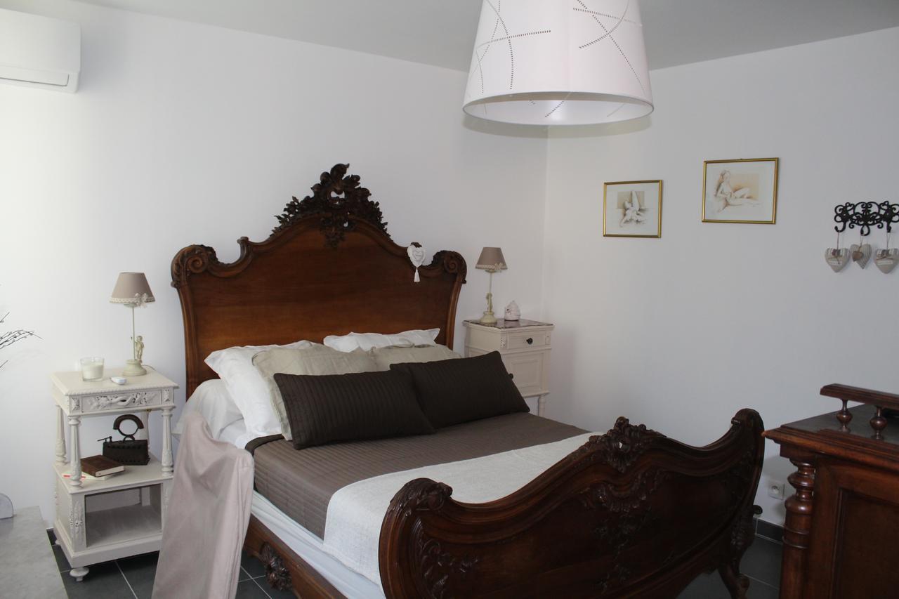 Auberge De Pachoquin Meounes-les-Montrieux Zewnętrze zdjęcie