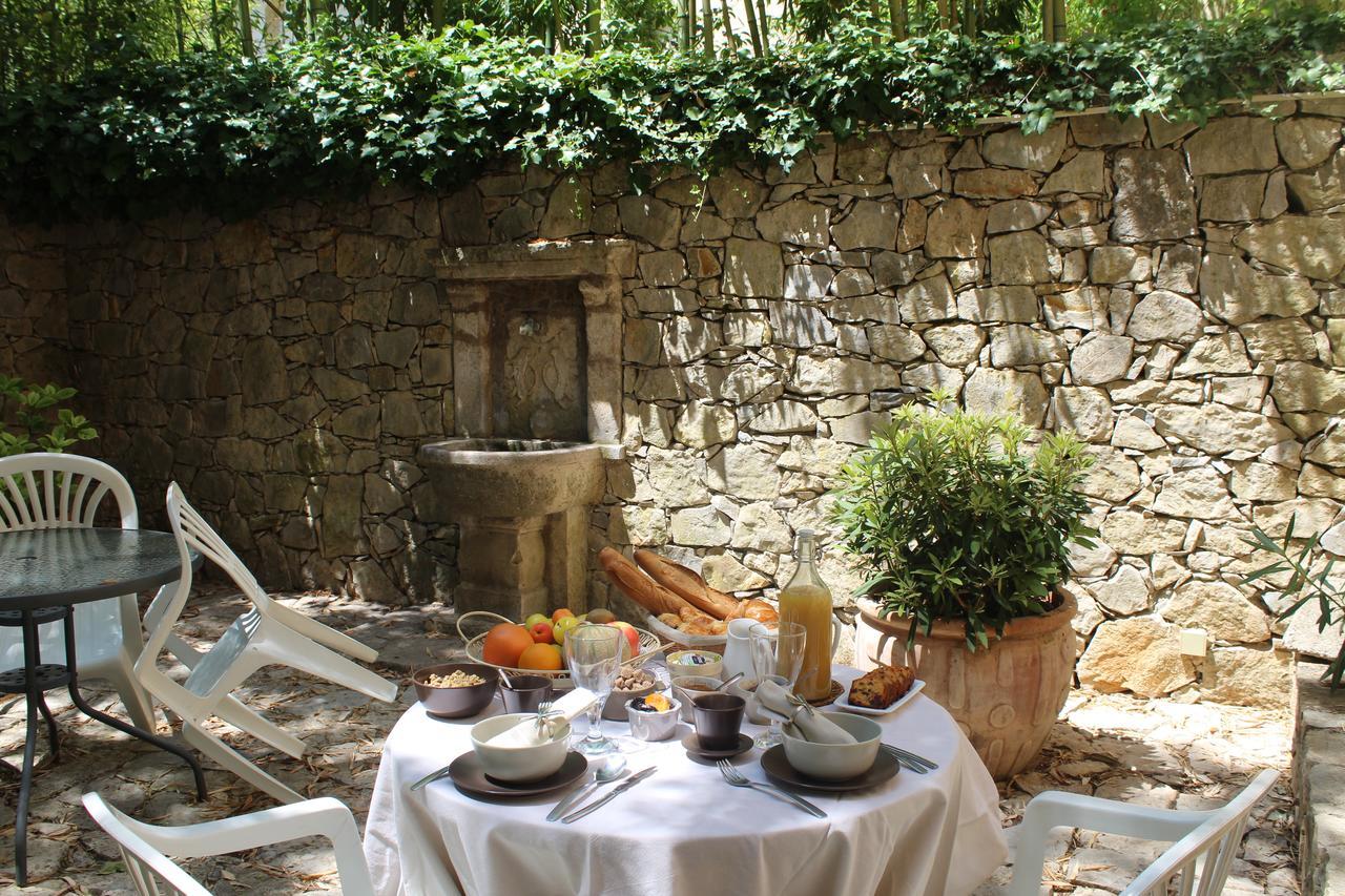 Auberge De Pachoquin Meounes-les-Montrieux Zewnętrze zdjęcie
