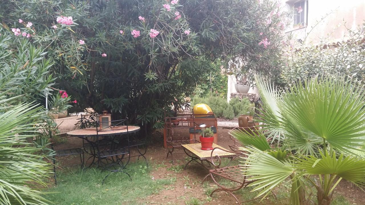 Auberge De Pachoquin Meounes-les-Montrieux Zewnętrze zdjęcie