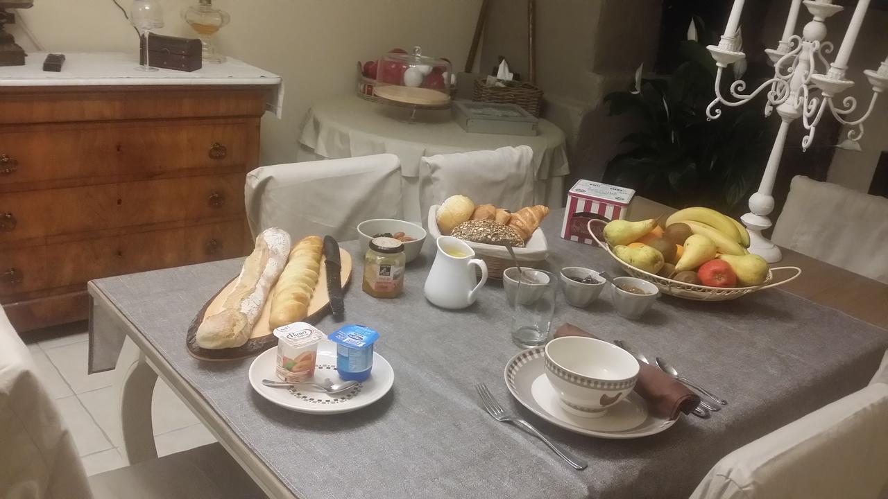 Auberge De Pachoquin Meounes-les-Montrieux Zewnętrze zdjęcie